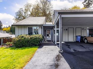 813 NW 132nd St APT A, Vancouver, WA 98685