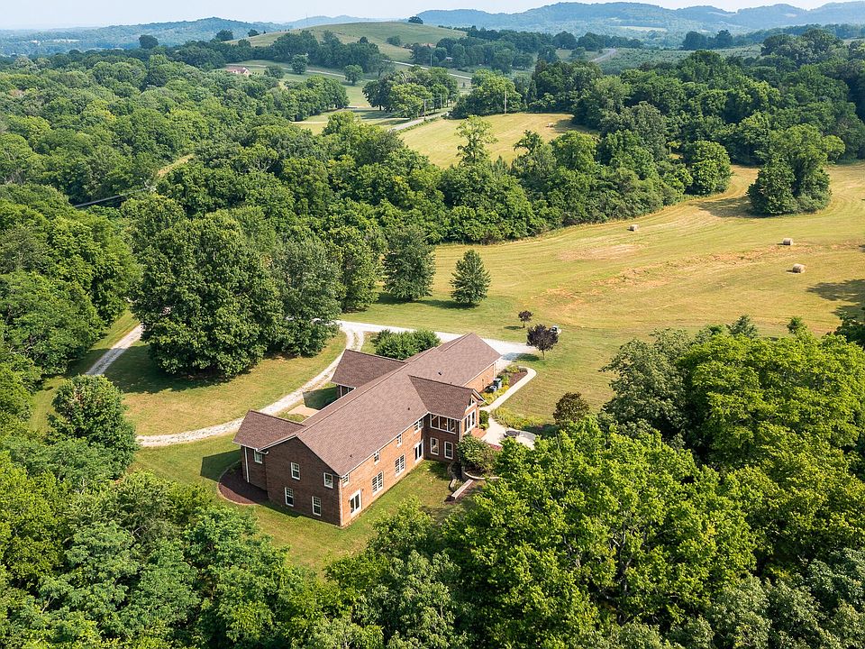 1426 Mooresville Pike, Columbia, TN 38401 Zillow