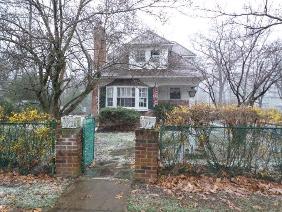 1st image of 702 Kayser Ave