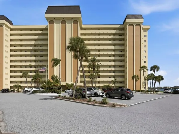 4775 Cove Cir, Saint Petersburg, FL