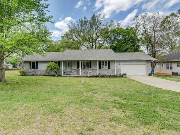 2172 Acacia Club Road, Hollister, MO 65672