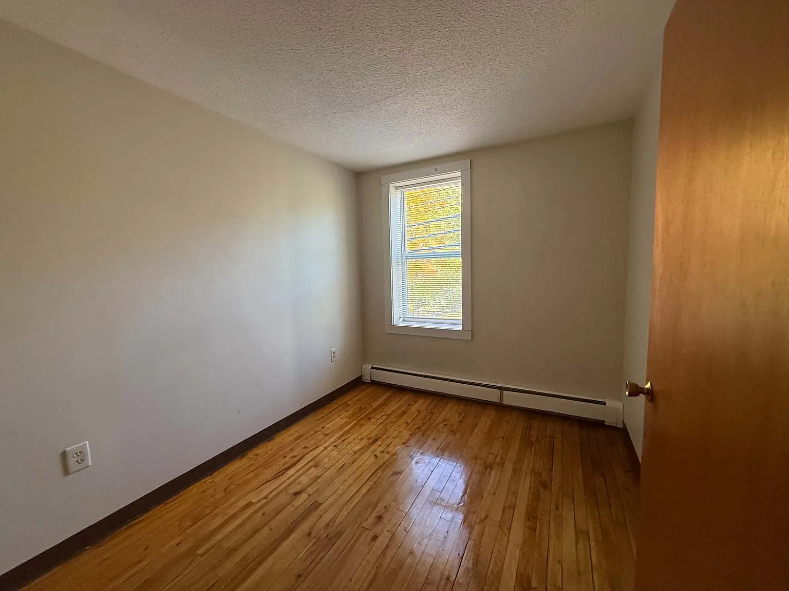 2 bed, $1,700 — Photo 4