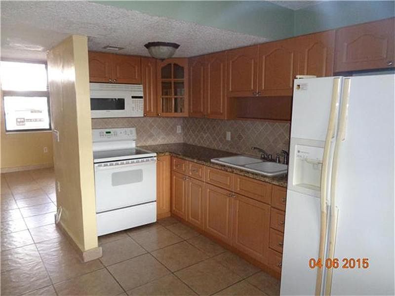 2nd image of 5200 W 26th Ave #504