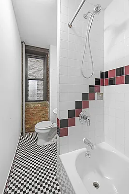 Rented by PocketBroker Inc | media 7