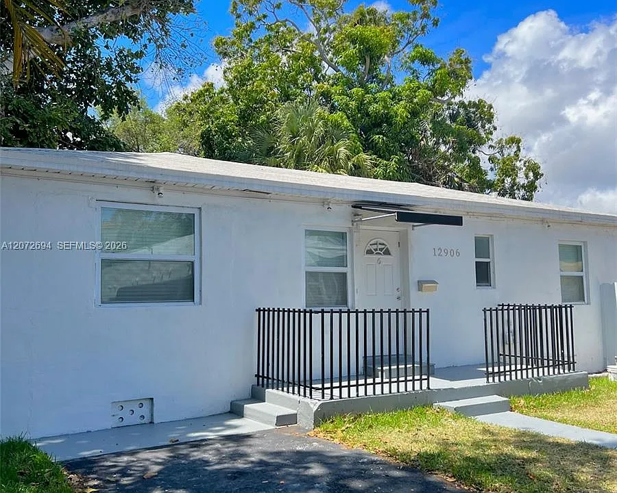 12906 NE 6th Ave #6