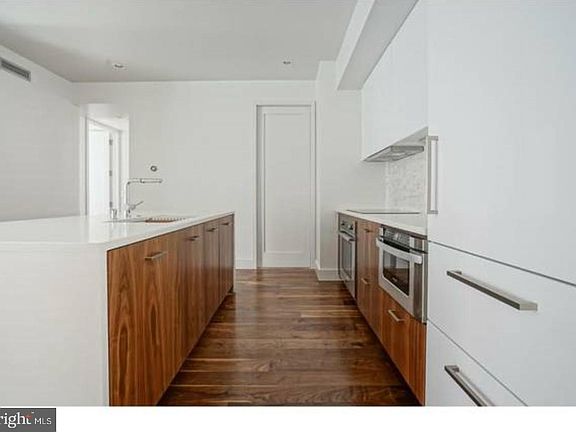 5th image of 621 S 24th St #203