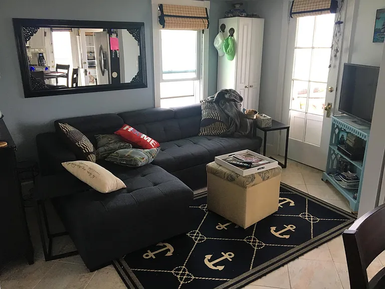 Living area that closes to 3rd bedroom