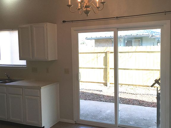 4th image of 8003 Clydesdale Dr Unit A