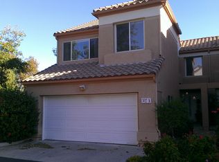 302 Hedgerow Ln #A, Simi Valley, CA 93065