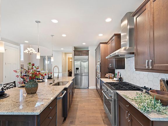 4th image of 14003 SE 20th Ln