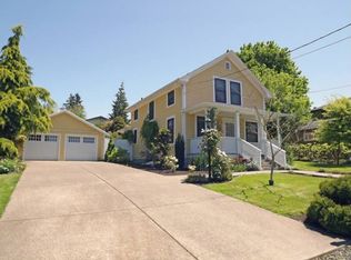 6826 SW 33rd Pl, Portland, OR 97219