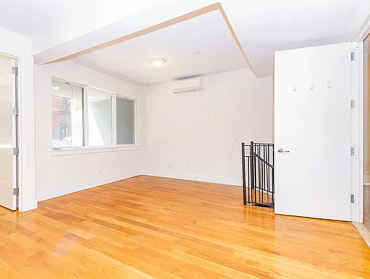 Rented by ATM Realty Service Inc | media 32