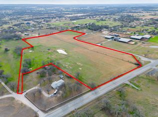 102 Middleton Ct, Weatherford, TX 76087