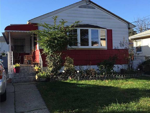 2nd image of 229-18 Edgewood Ave