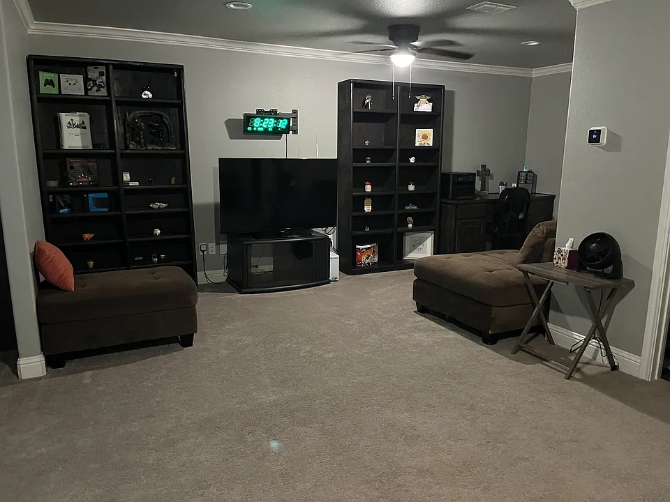 2116 Christine Dr #2