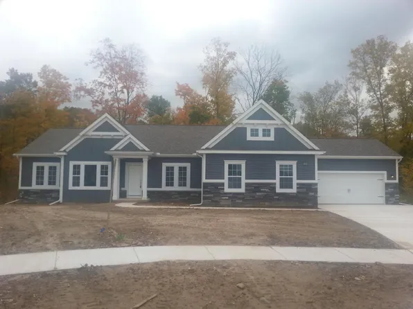 646 Stepping Stone Dr SW, Byron Center, MI 49315