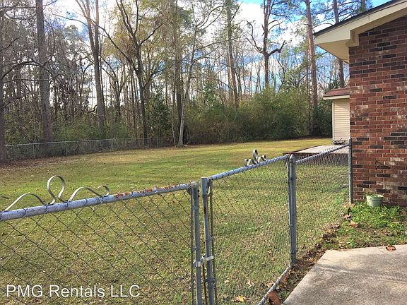 5th image of 211 Shuman Dr