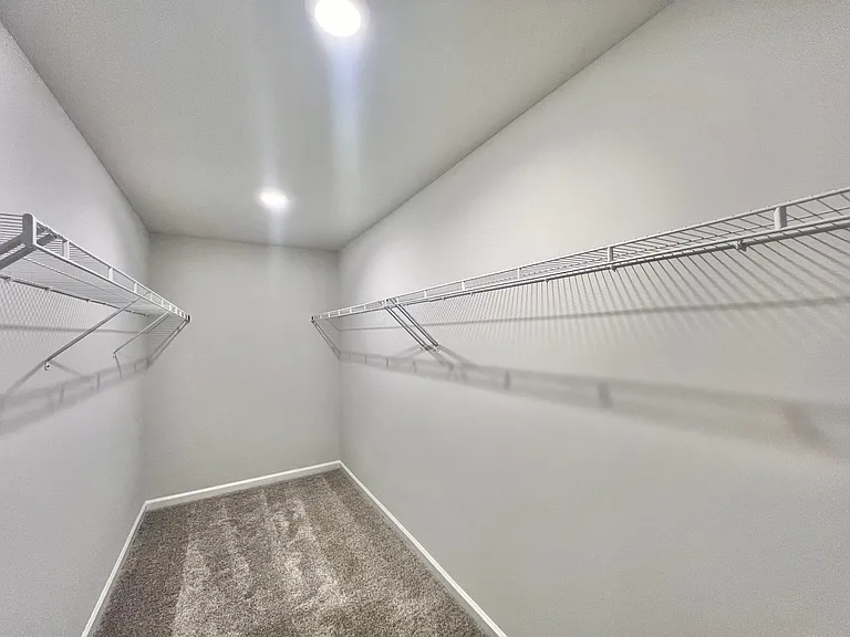 870 McKenzie Park Ter — Photo 13