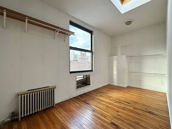 4th image of 1577 York Ave APT 5C