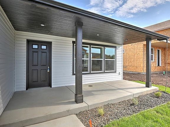 4th image of 10310 W Lingonberry Ct