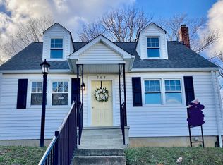 208 Forest Spring Ln, Catonsville, MD 21228