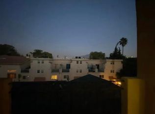 10951 Bloomfield St PENTHOUSE 4, North Hollywood, CA 91602