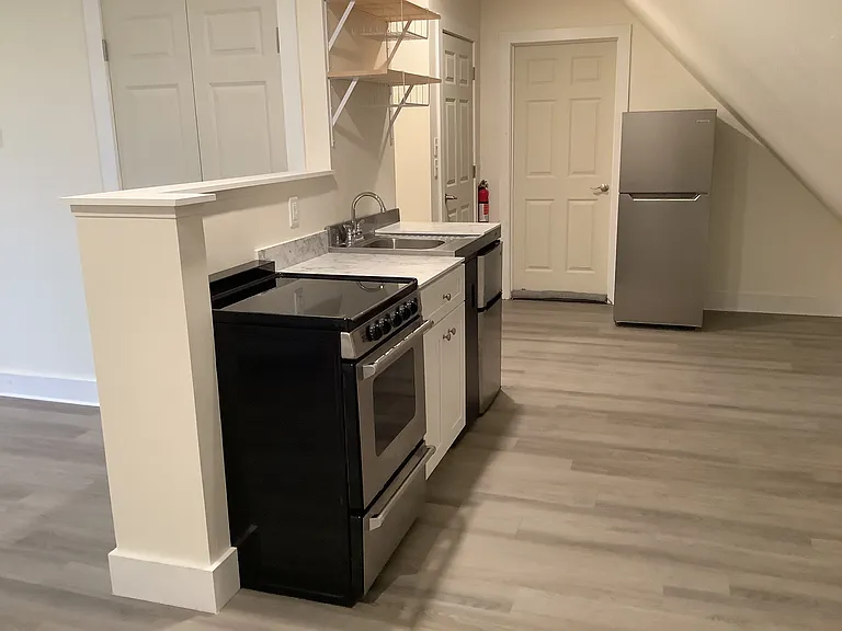 kitchen area 1