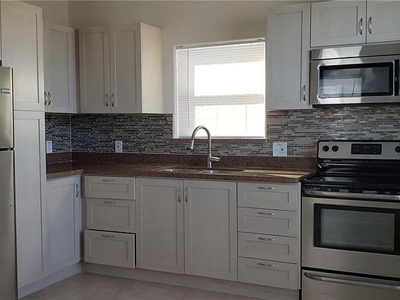 4th image of 105 Fig Dr APT 3
