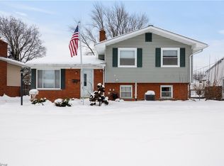 853 Jamestown Ave, Elyria, OH 44035