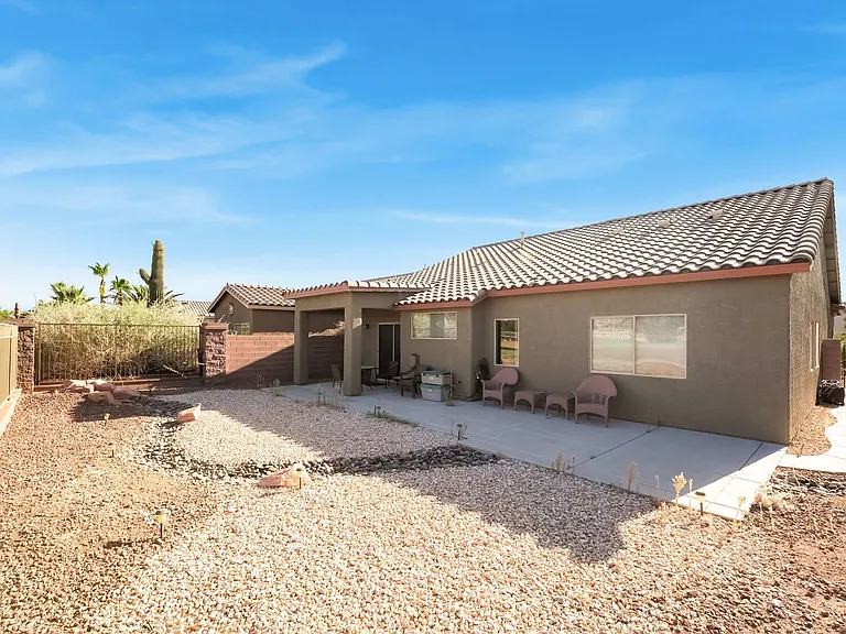 3586 Driving Range St — Photo 43