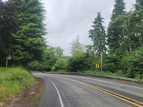 4th image of 39488 Highway 30