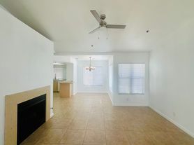 33015 Date Palm Dr, Cathedral City, CA