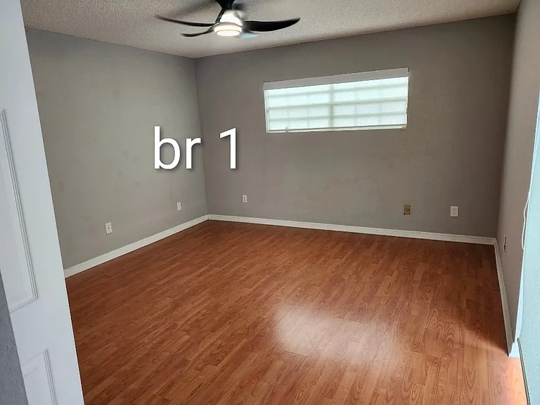 1009 N Palm Ave — Photo 6