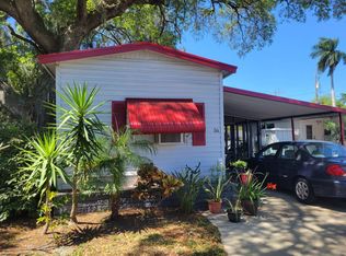 16 Retire Ln, Bradenton, FL 34208
