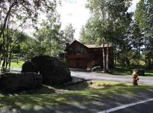 21254 Meadow Lake Dr, Chugiak, AK 99567