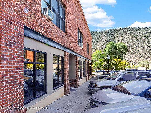 2nd image of 386 W Main St APT 6