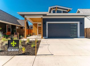 20464 Aberdeen Dr, Bend, OR 97702