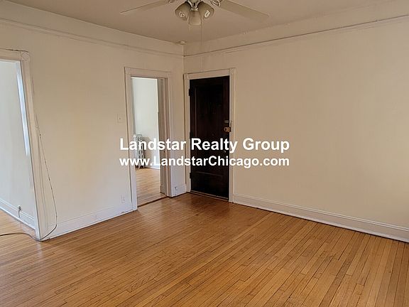 3rd image of 4348 N Winchester Ave Unit 2S