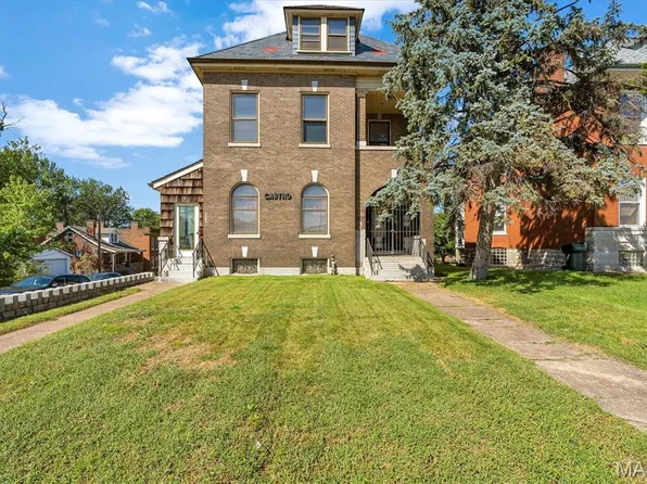 3831 S Grand Blvd, Saint Louis, MO 63118