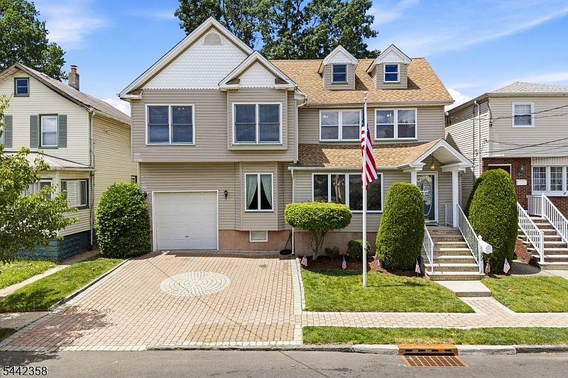 1st image of 99 Morgan Pl