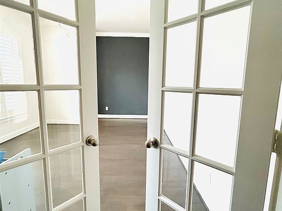 4th image of 6683 Escondido St
