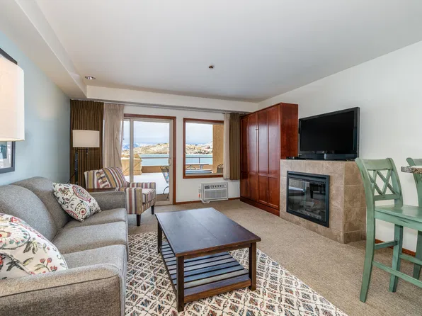 322 W Woodin Ave, Chelan, WA