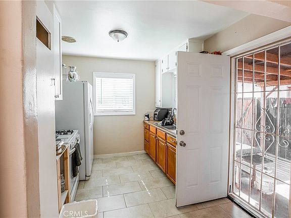 3rd image of 12127 216th St
