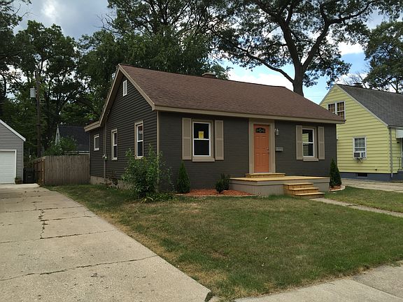 2nd image of 1453 Winchester Dr