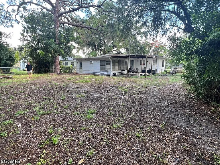 1802 Marilyn Dr — Photo 9