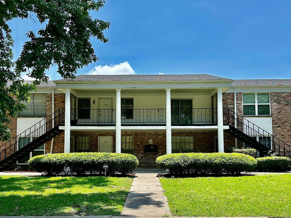 1st image of 3820 Fairfield Ave #34