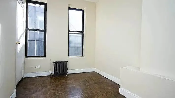 Rented by Avenues Real Estate | media 15