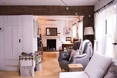 Rented by Ozymandius Realty