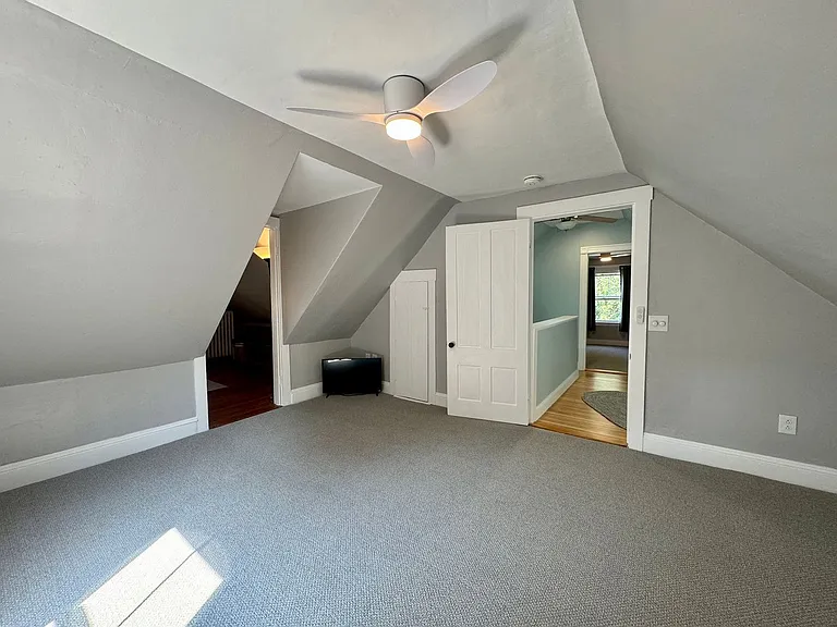 286 Pine St — Photo 15