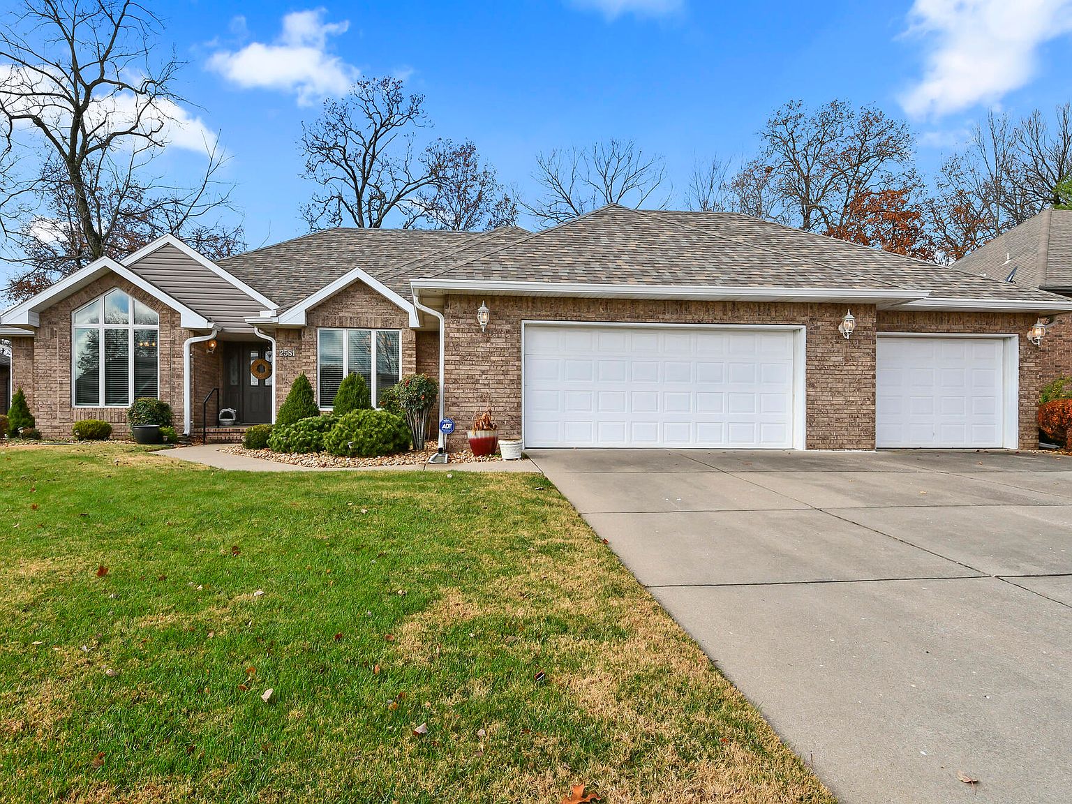 2581 S Forrest Heights Avenue, Springfield, MO 65809 | Zillow